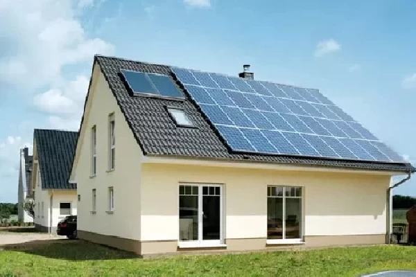 What is The Impact of Installing Solar Panels On the House